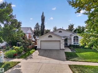 102 Coachman Way, Strathcona County, AB T8H1M3