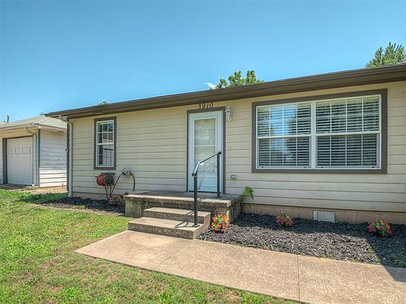 3rd image of 3910 Lawn Dr