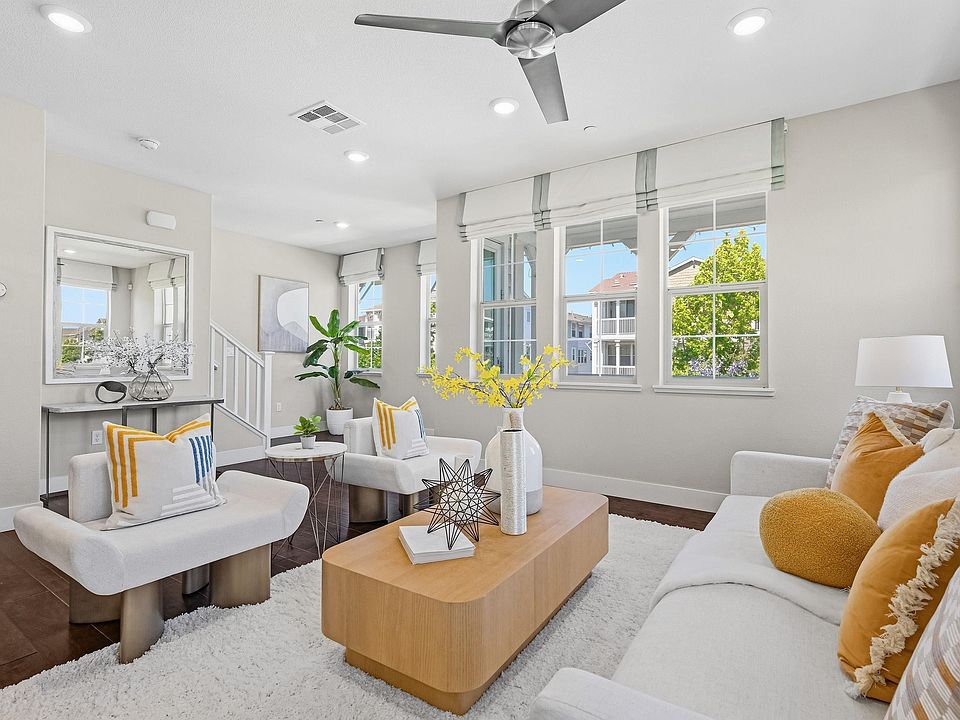 1st image of 8625 Seawind Way