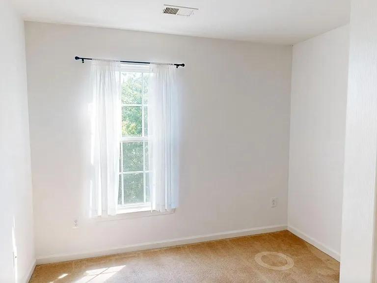 60 River Ln — Photo 16