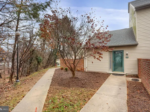 509 Cherrington Dr, Harrisburg, PA 17110