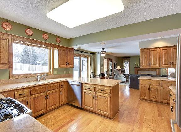 3rd image of 14425 43rd Ave N