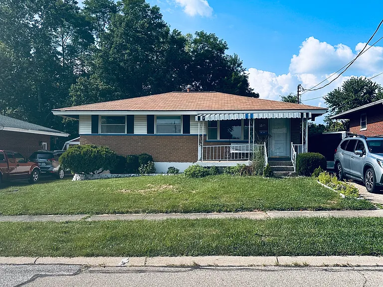 2498 Garrison Dr — Photo 10
