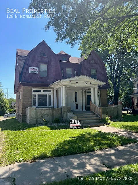 Building Photo - 128 N Normal St #7