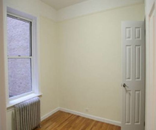 4th image of 510 6th Ave Frnt 7