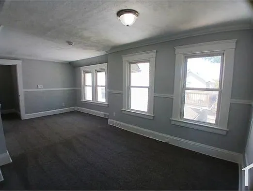 1563 W 102nd St #UP — Photo 9