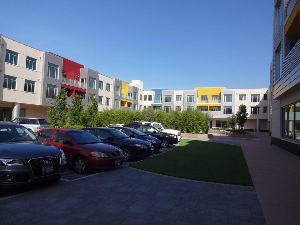 1st image of 2865 Park Blvd #308
