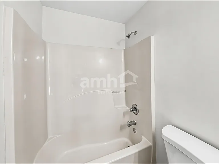 302 Harmony Lake Dr — Photo 16