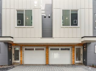 9213 A 14th Ave NW, Seattle, WA 98117