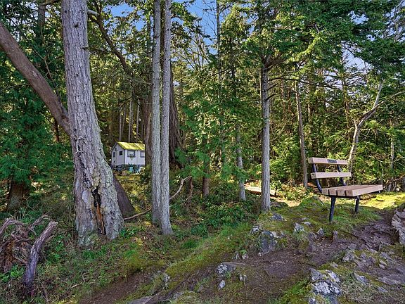 3rd image of 4800 McGuffie Rd