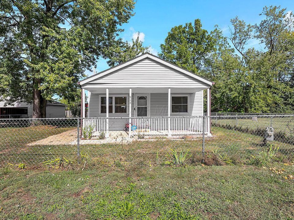 1st image of 868 Lawndale Ave