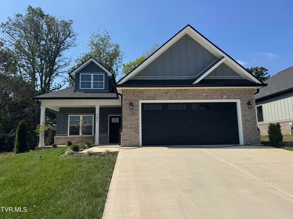 782 Hunts Terrace Dr, Kingsport, TN 37663