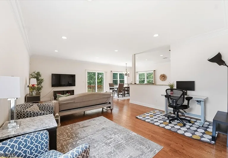 6 Poplar Pl — Photo 12