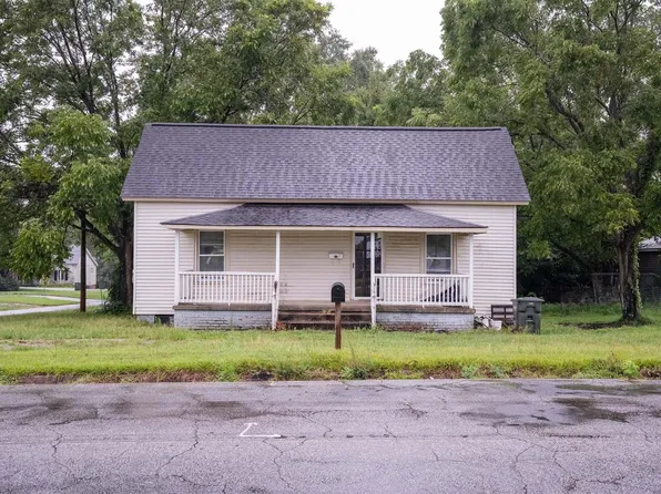 706 S 5th St, Easley, SC 29640