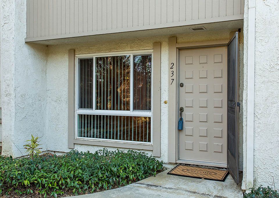 1st image of 237 Green Heath Pl
