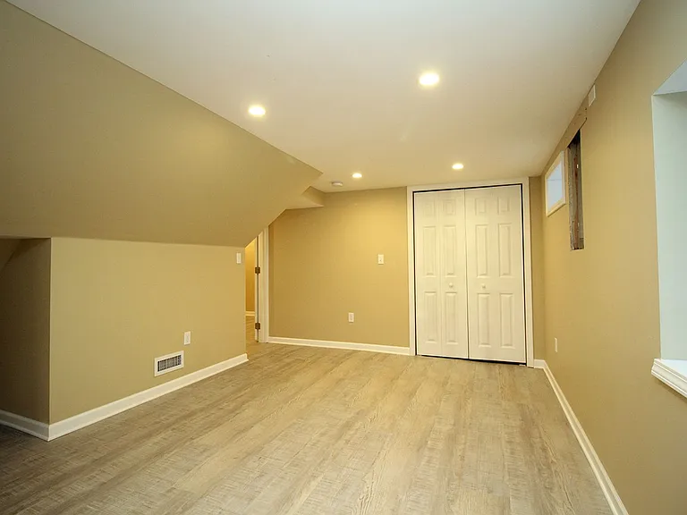 5401 NE 15th Ave — Photo 25