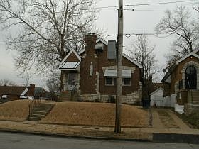 1st image of 1600 McLaran Ave