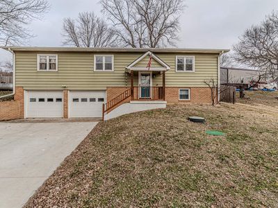 4504 Freeman Rd, Manhattan, KS, 66503