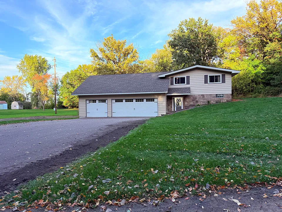 63 White Pine Rd