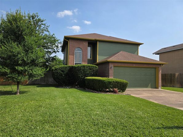 2522 Georgian Dr