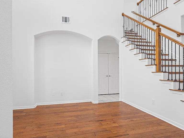 6425 Tasajillo Trl — Photo 8