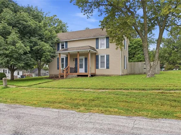 611 South St, Wellington, MO 64097
