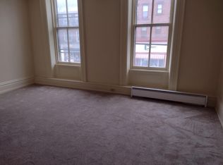 17 N Hanover St APT 2, Carlisle, PA 17013