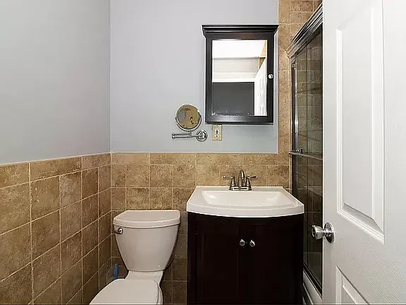 247 Ogden Ave #2L — Photo 5