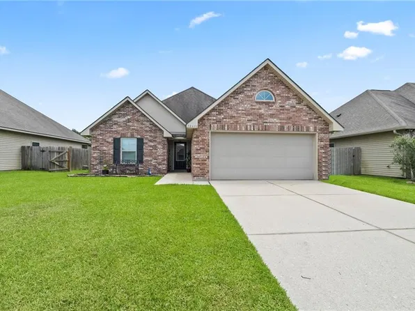 20450 Lullabye Ln, Hammond, LA 70401