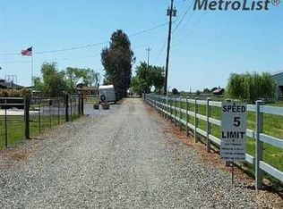 23045 N Sowles Rd, Acampo, CA 95220