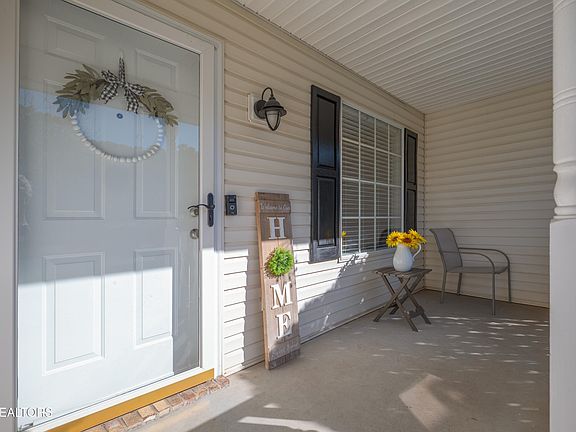 5th image of 10101 Bellflower Way #11