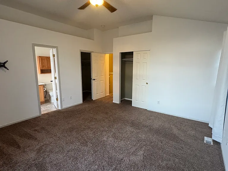 1419 Carlyle Park Cir — Photo 19