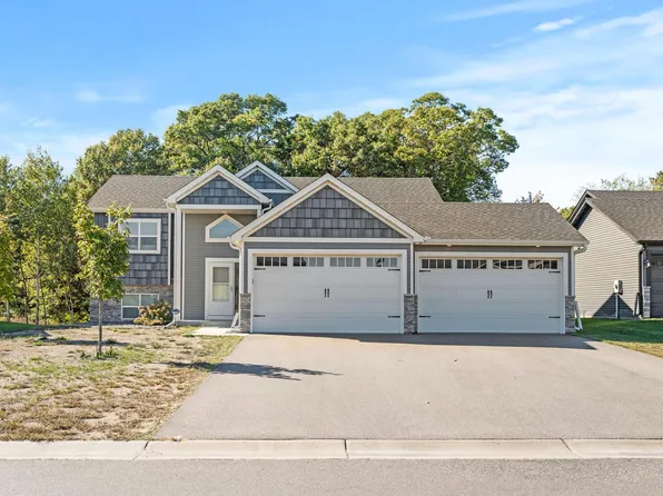 19424 Able St NE, East Bethel, MN 55011