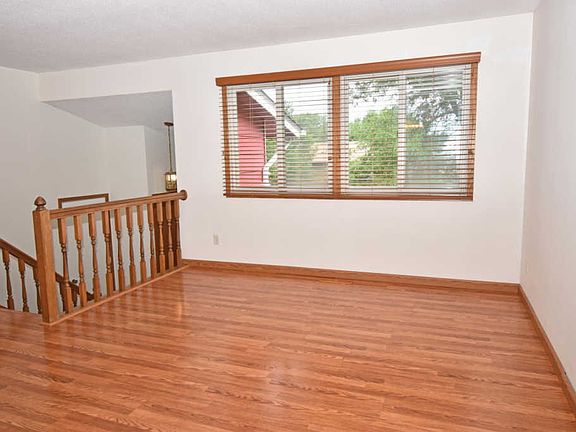 3rd image of 6885 26th St N