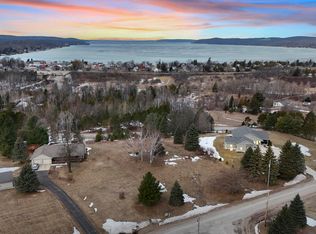 390 Shields Dr #9, Beulah, MI 49617