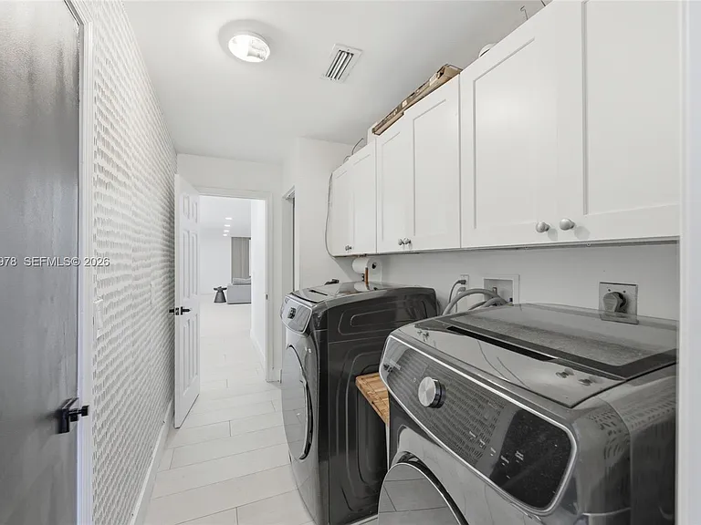 9935 Ramblewood Dr — Photo 27