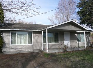 9 Balmes Rd, Oroville, WA 98844