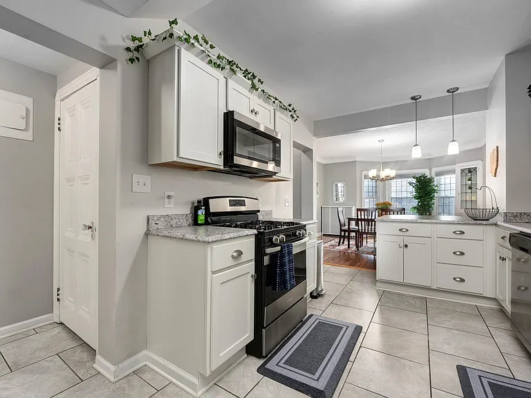 3623 Antisdale Ave — Photo 9
