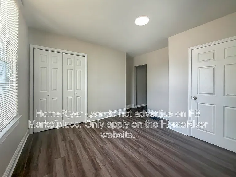3909 W Broadway — Photo 5