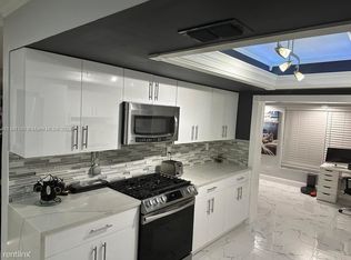 8630 NW 28th St #1, Fort Lauderdale, FL 33322