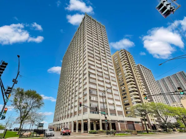 6171 N Sheridan Rd APT 1508, Chicago, IL 60660