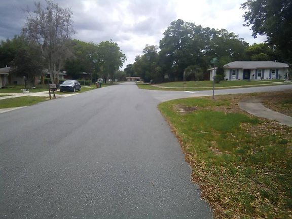 5th image of 9202 N Abbot Dr