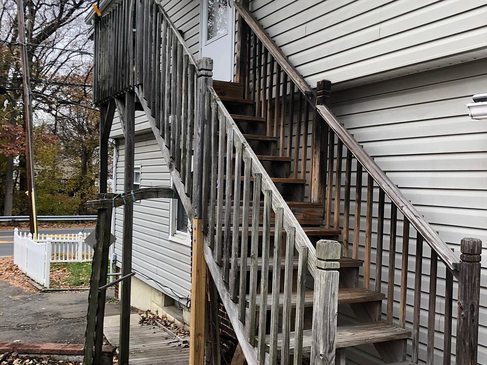 1st image of 361 Laurence Pkwy