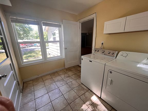 4th image of 1234 S University Ave