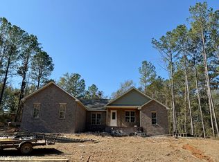 21 Fall Br, Sumrall, MS 39482