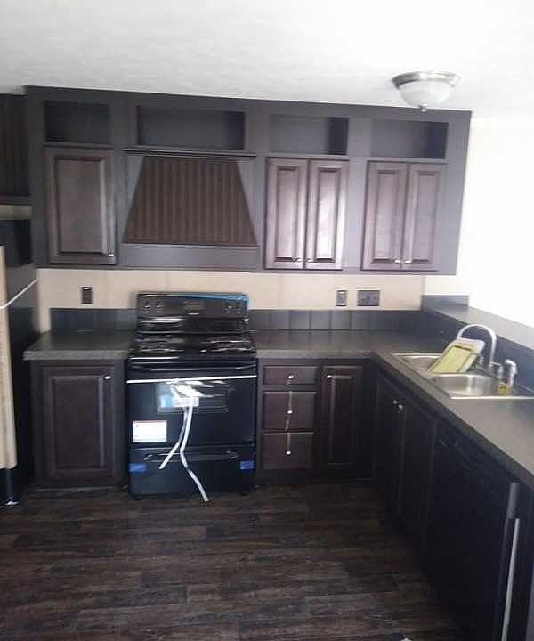 1st image of 1303 Leafwood Dr