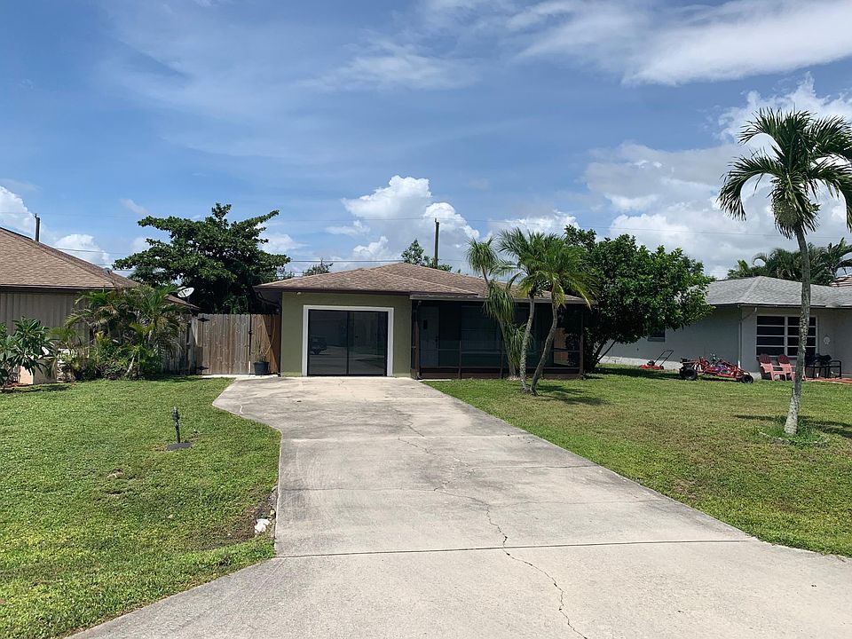 1st image of 679 106th Ave N