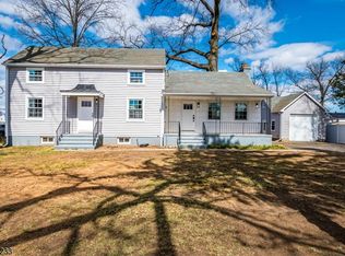 81 Raymond St, Edison, NJ 08817
