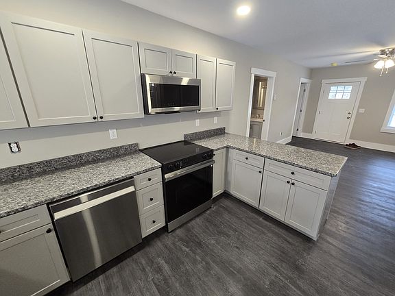 3rd image of 40 Jacobs Way