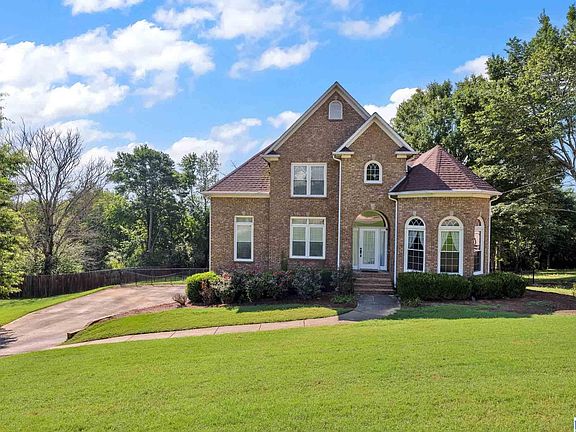 2nd image of 122 Fern Creek Cir